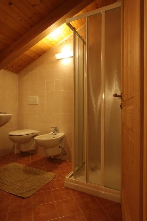 B.& B. Corradini Bed & Breakfast Castello-Molina di Fiemme Room photo