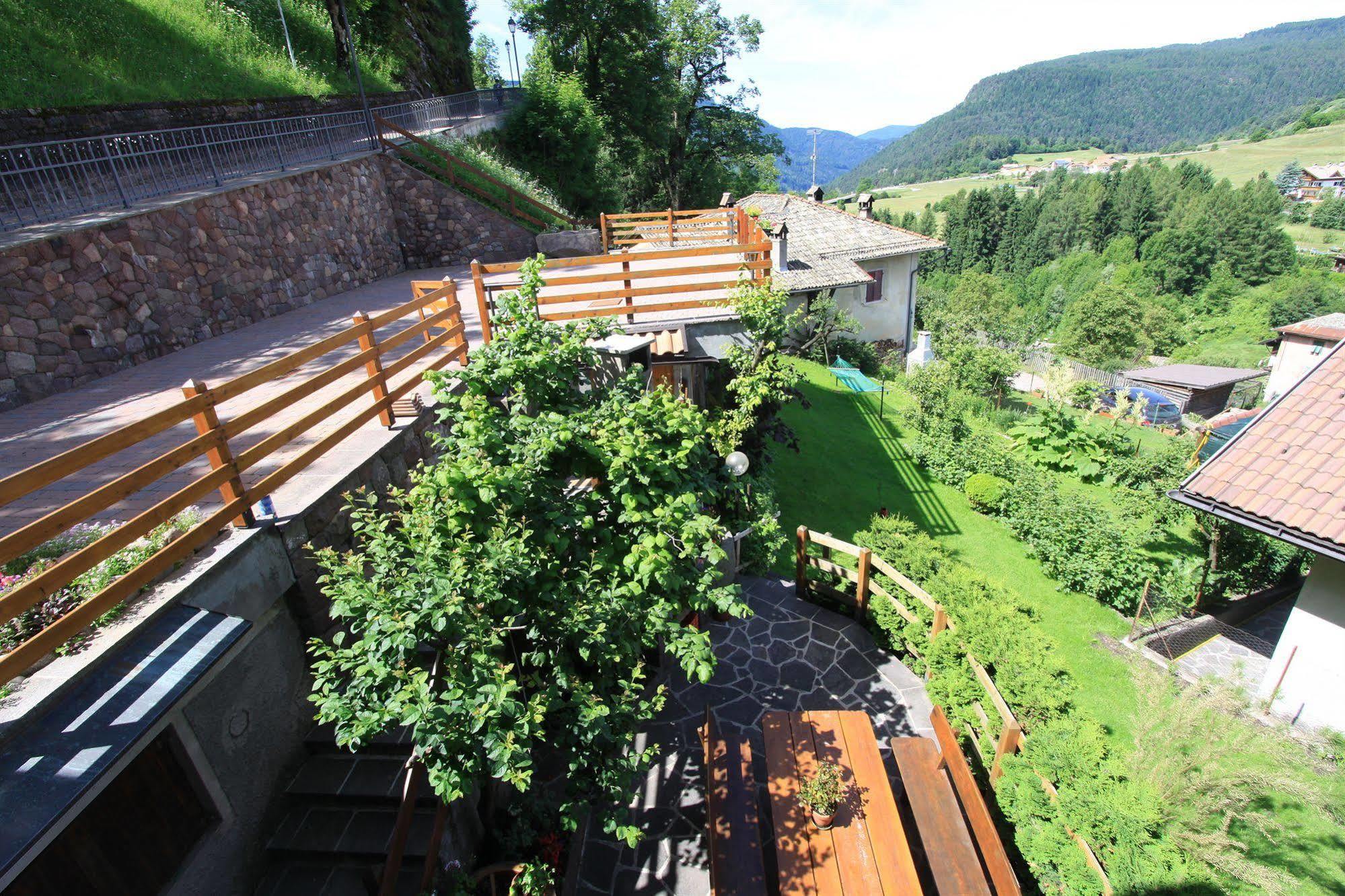 B.& B. Corradini Bed & Breakfast Castello-Molina di Fiemme Exterior photo